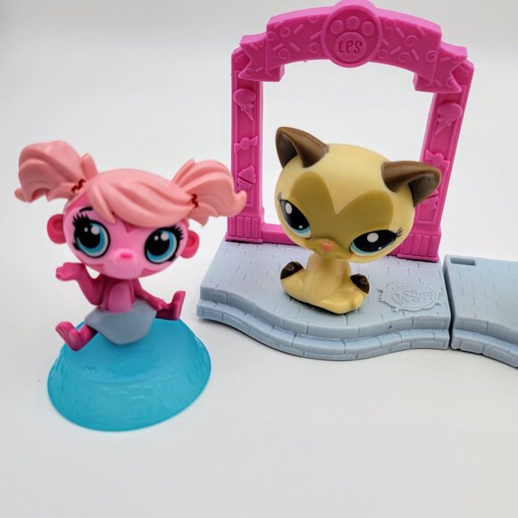 Happy Meal Littlest Pet Shop Buttercream Sunday Scout Kerry And Minka Mark Happy - Picture 3 of 10